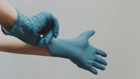 Сотрудница владимирской больницы с окладом в 3 300 рублей рассказала свою версию