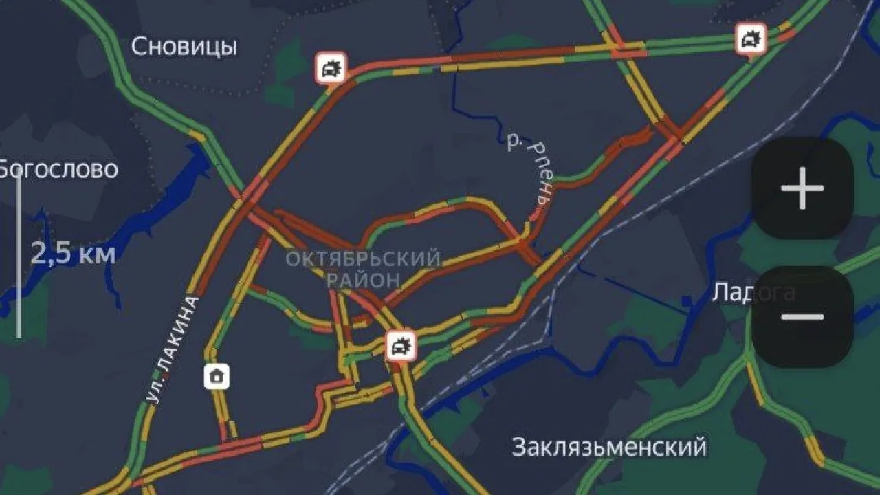 Как упавший столб и снегопад парализовали движение во Владимире