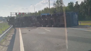 Под Владимиром из-за жесткого ДТП перекрыли федеральную трассу М-12 