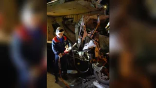 На М-7 в Петушинском районе легковушка влетела в фуру: водитель погиб