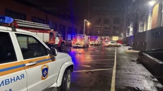 Во Владимире 15 человек эвакуировали из горящего гастромаркета