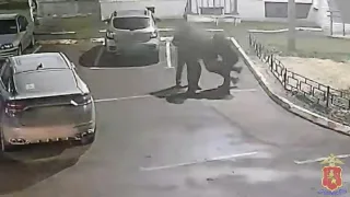 Появилось видео похищения бизнесмена во Владимире группой мужчин