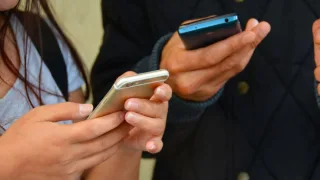 Минцифры РФ расширило белый список