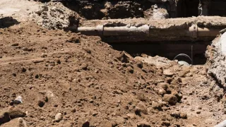 Жители Меленковского района пожаловались на разрытую траншею