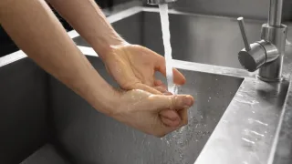 Южная часть Александрова осталась без воды и отопления