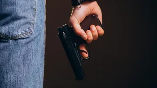 В Лакинске состоится суд над мужчиной, который угрожал детям пистолетом