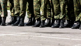 Во Владимире помогли жене пропавшего солдата вернуть деньги