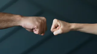 В Меленках пьяный мужчина ответит за нападение на сотрудника Росгвардии