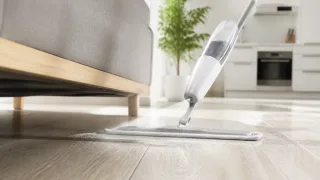 В Fix Price драка за эти швабры – не надо мочить, отжимать тряпку – встроен специальный механизм