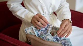 В Гусь-Хрустальном с бывшей жены участника СВО взыскали 3 миллиона
