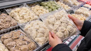 Роскачество проверило пельмени: 3 марки, которые можно спокойно брать — покупаю про запас себе и родителям