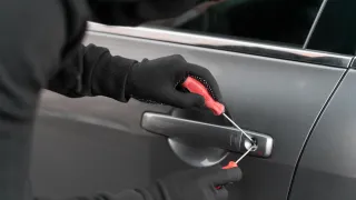 Во Владимире пьяные подростки угнали автомобиль и попали в аварию
