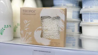 Не верю составу: проверяю творог горячей водой и сразу все становится ясно – хитрый способ