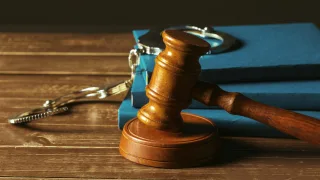 В Коврове суд рассмотрит дело о нападении на полицейского
