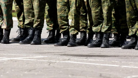 Во Владимире помогли жене пропавшего солдата вернуть деньги