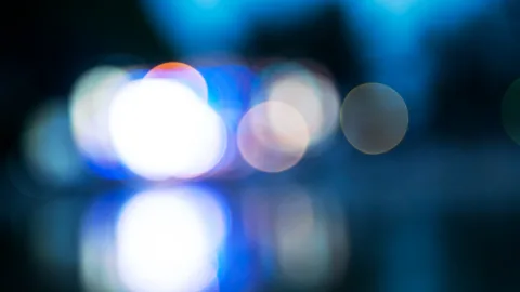В Вязниковском районе пьяный пассажир забрался на капот полицейской машины