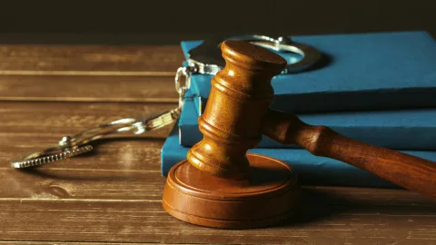 В Коврове суд рассмотрит дело о нападении на полицейского
