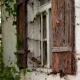 В Суздале закрыли доступ в заброшенные строения