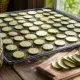 Кабачки сохнут без сушилки — старый способ заготовки на зиму: никакой техники, только солнце и воздух